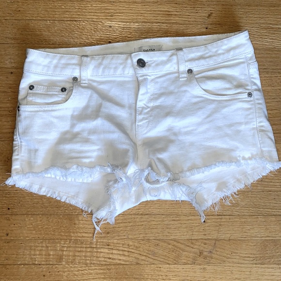 Aritzia 🤍 Talula White Jean Shorts - Picture 1 of 5